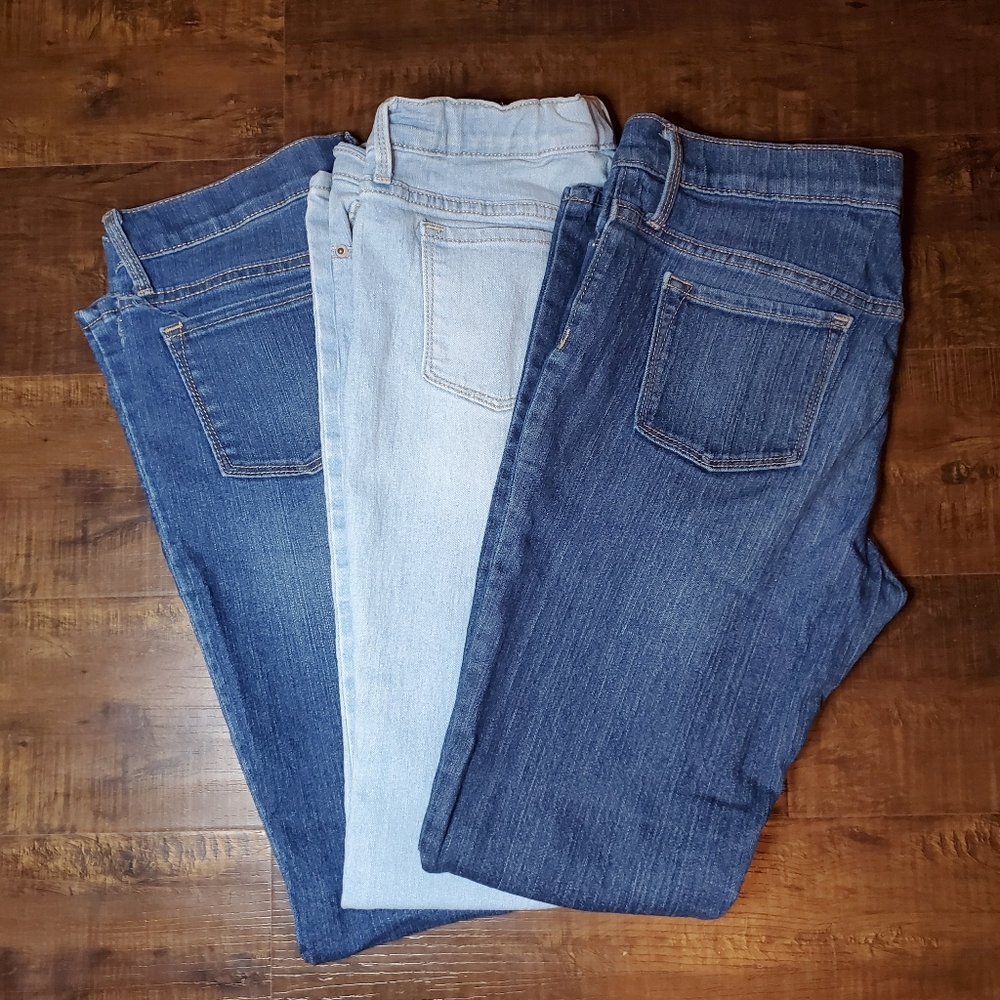 Lot of TWO Girls Jeans